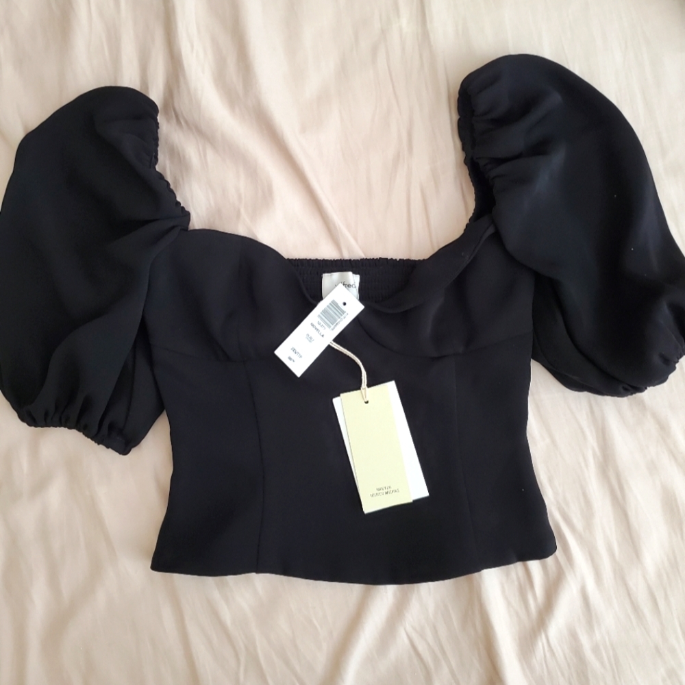 Aritzia Black Puff Sleeve Blouse